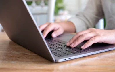 visually impaired person using a laptop
